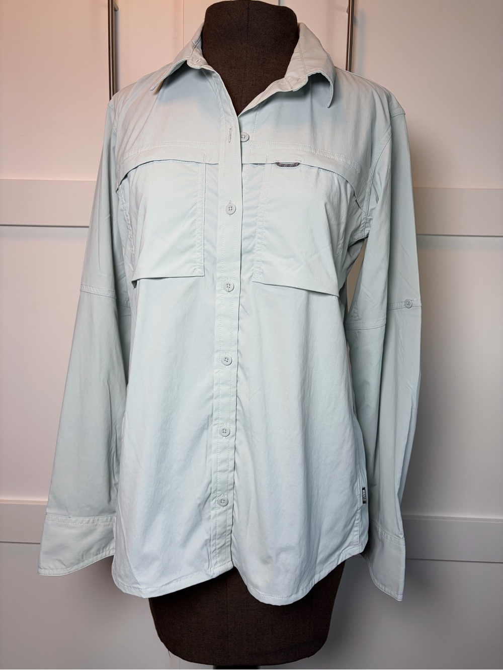 REI Co-op Mint Green Button-Up Hiking Shirt Women’s Medium